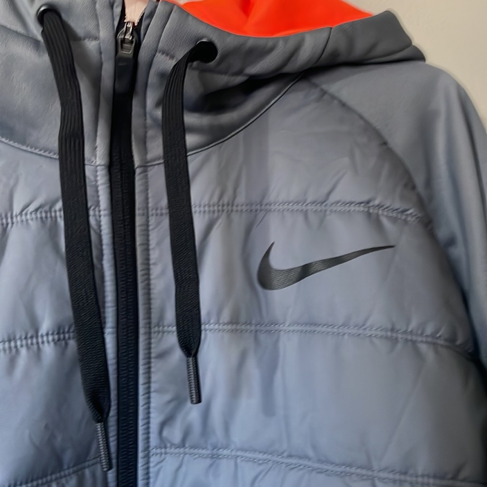 Nike jacket - Picture 2 of 4